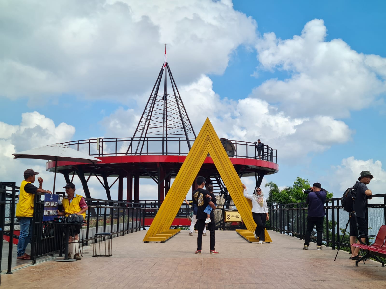 Long Weekend Maulid Nabi 2024, Ketep Pass Magelang Alami Lonjakan Pengunjung