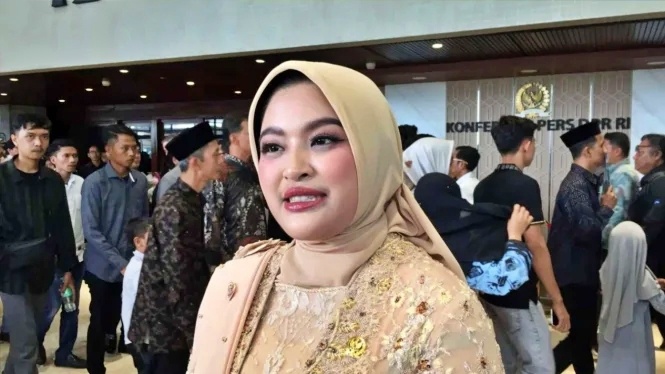 Annisa Maharani Alzahra Mahesa Anggota DPR RI Termuda
