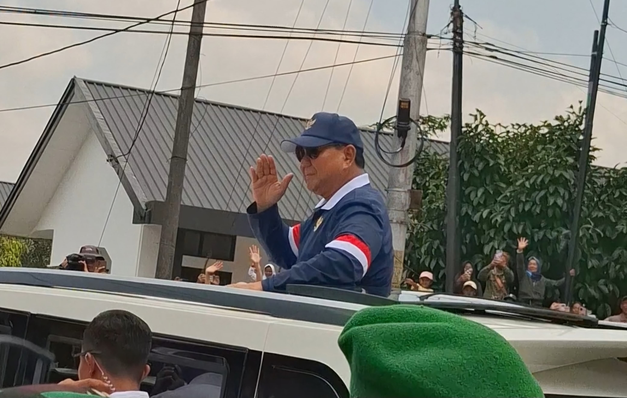 Presiden Prabowo Tinggalkan Akmil Magelang Seusai Retreat Kabinet Merah Putih