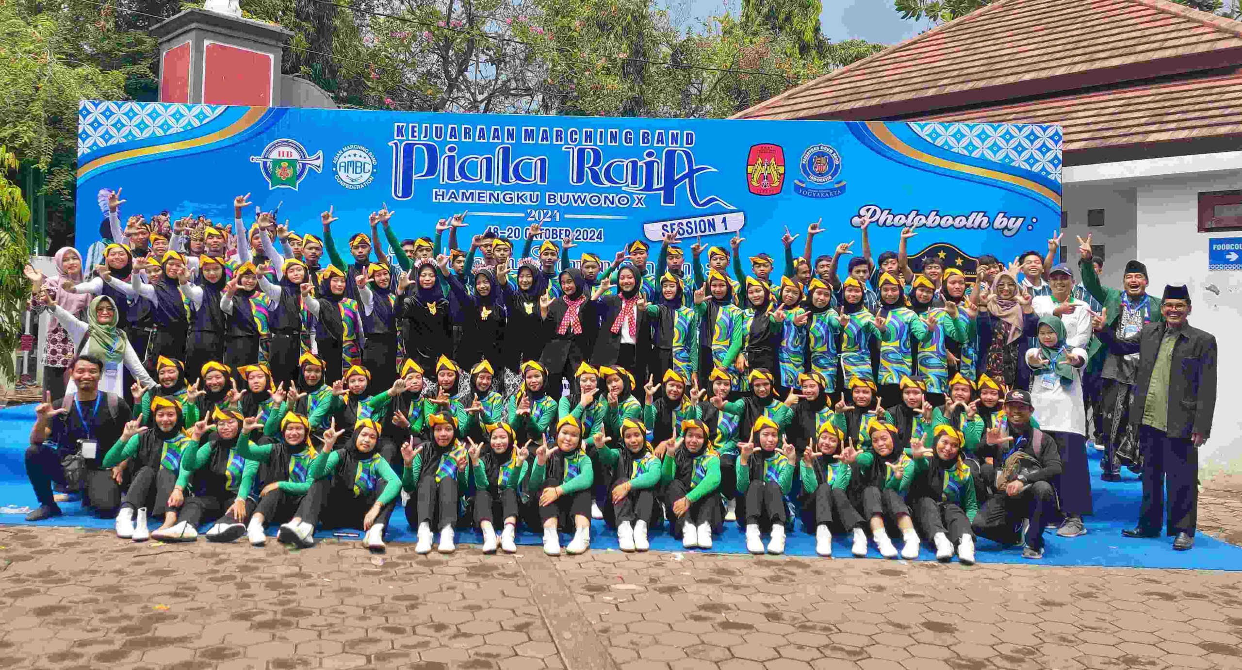 MANADA Marching Band MA An-Nawawi 02 Salaman Magelang menorehkan prestasi