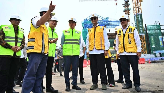 Wakil Presiden, Gibran saat tinjau proyek infrastruktu