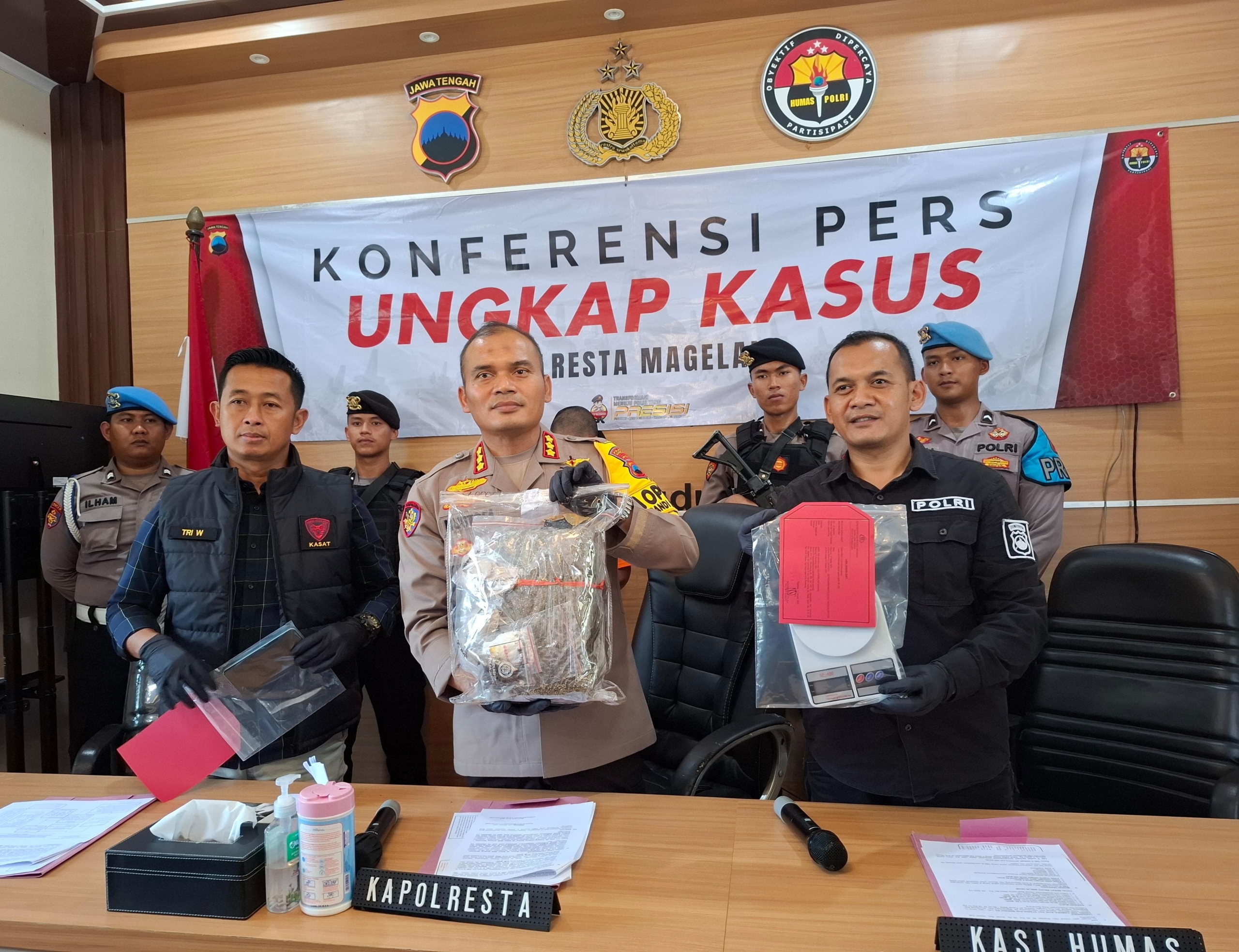 Polresta Magelang Tangkap Kurir Narkotika, Barang Bukti 2 Kg Ganja