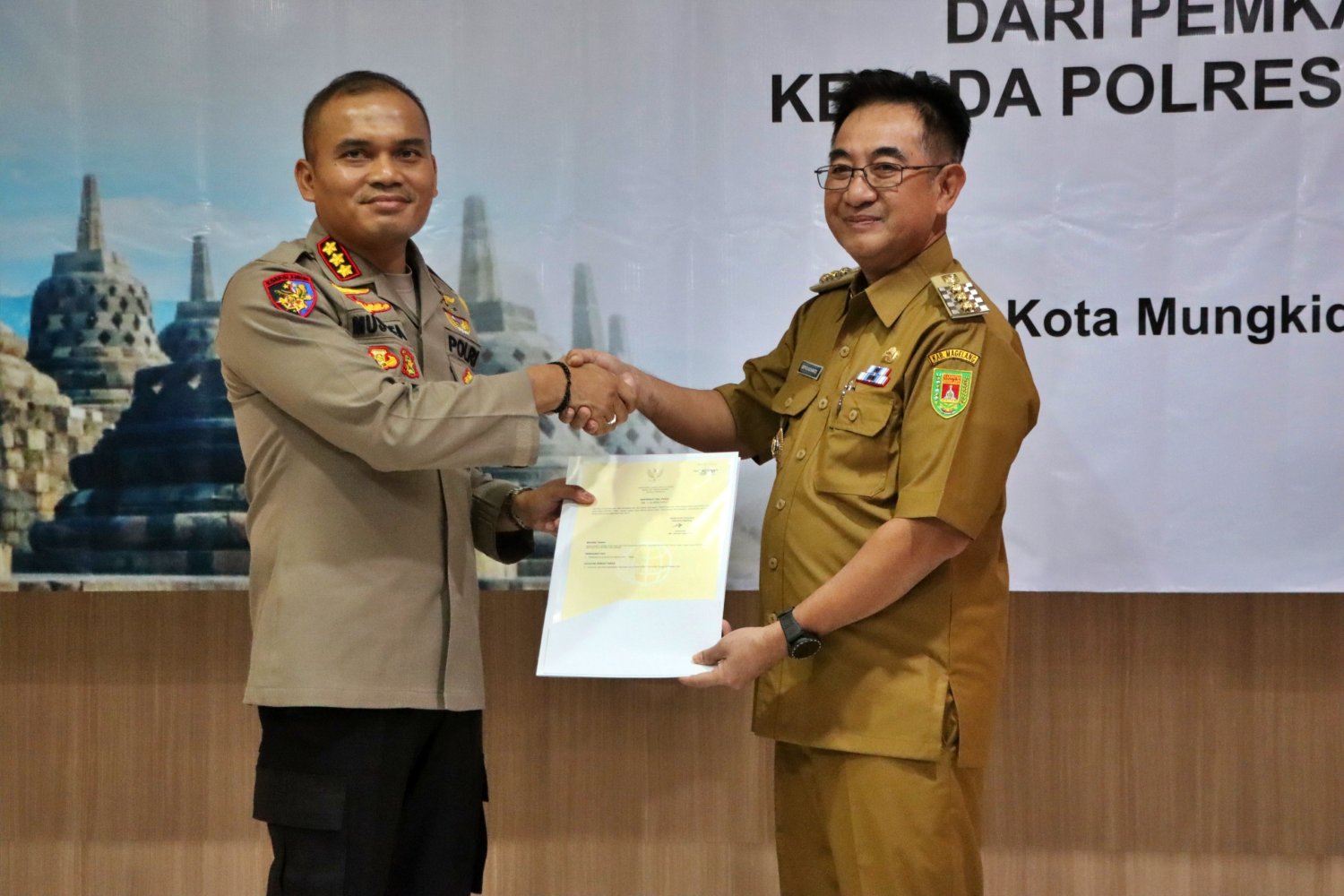 Penyerahan Tanah Hibah untuk Polsek Secang Oleh PJ Bupati Magelang kepada Kapolresta Magelang
