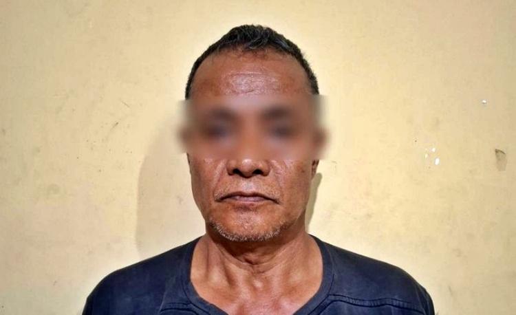 Tampang bejat ayah yang perkosa anak kandung selama 22 tahun