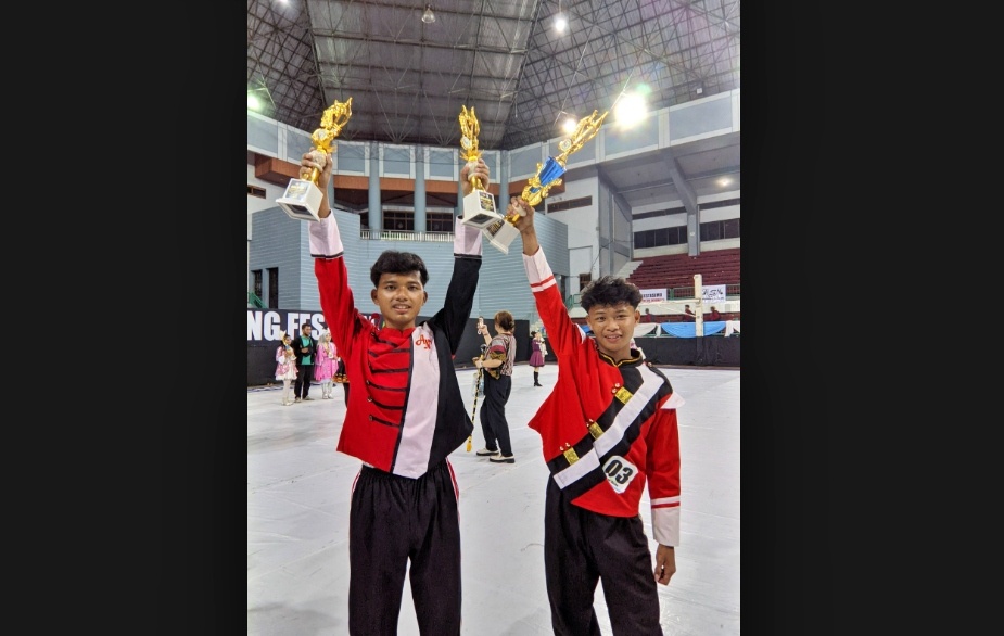 2 siswa utusan Marching Bandk MA An-Nawawi 02 Salaman Magelang