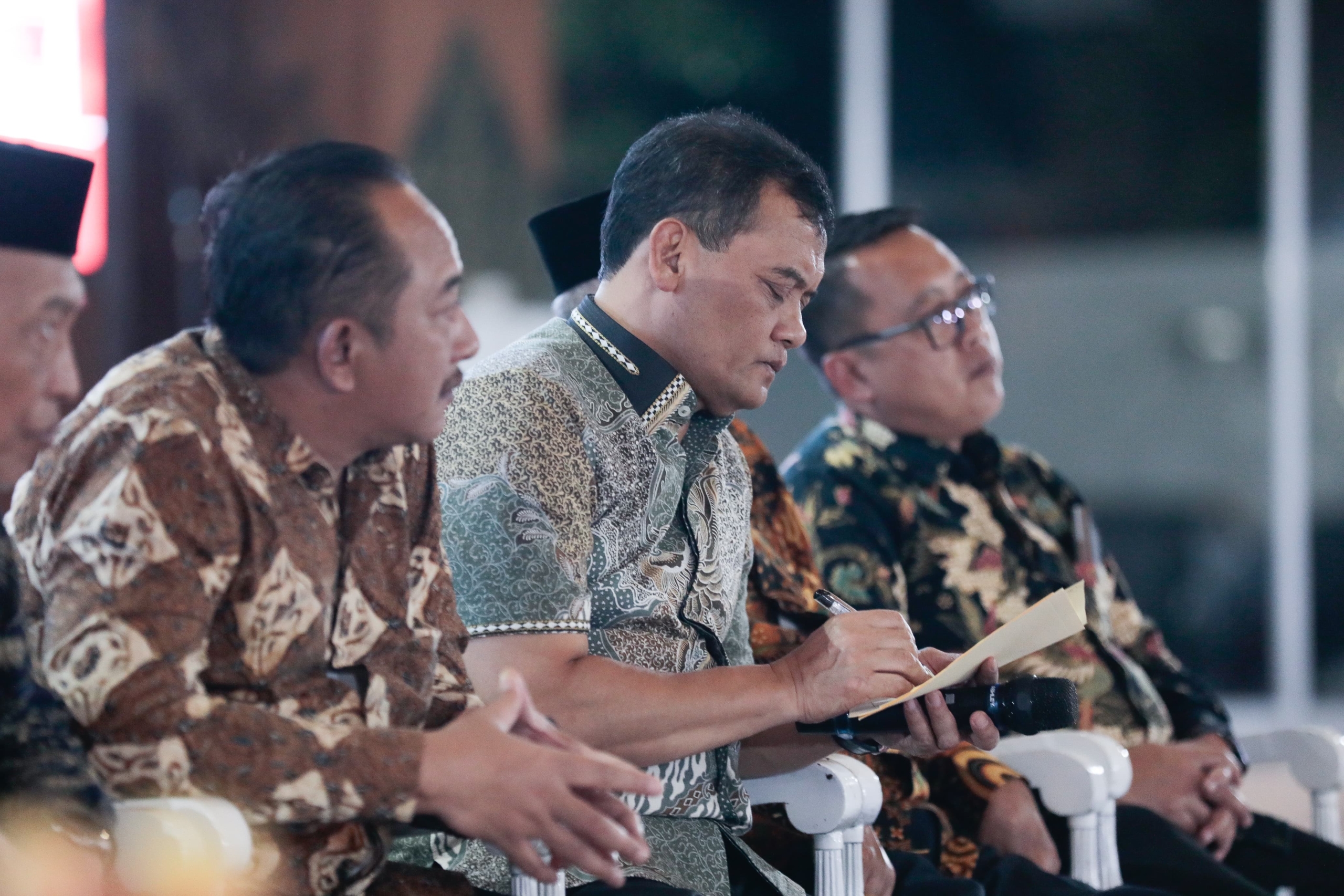 Ngobrol Bareng dengan Ahmad Luthfi, Masyarakat Karanganyar Curhat Soal Lingkungan hingga Pendidikan