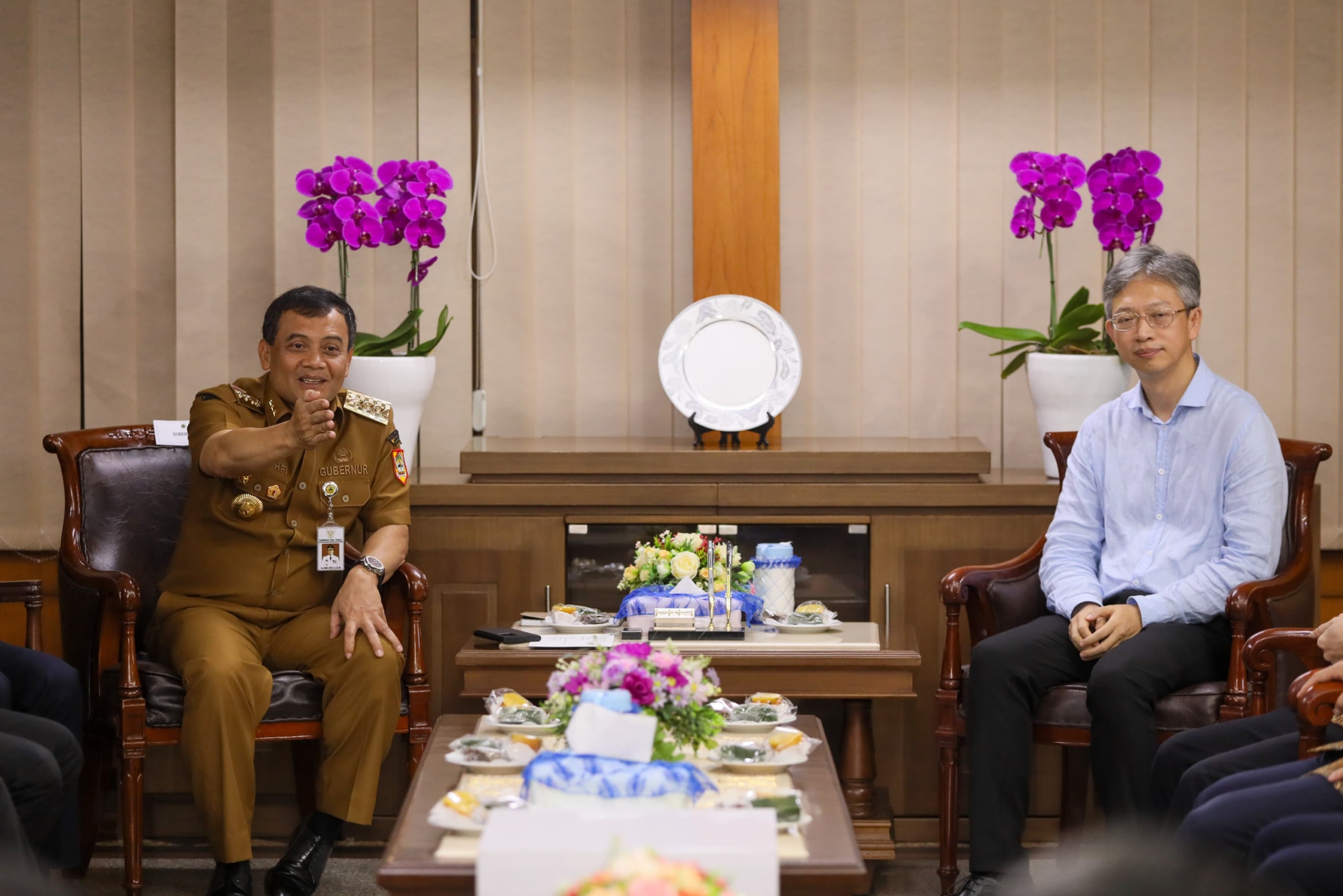 Gubernur Jateng Tawarkan Tiga Proyek Investasi Ke Tiongkok