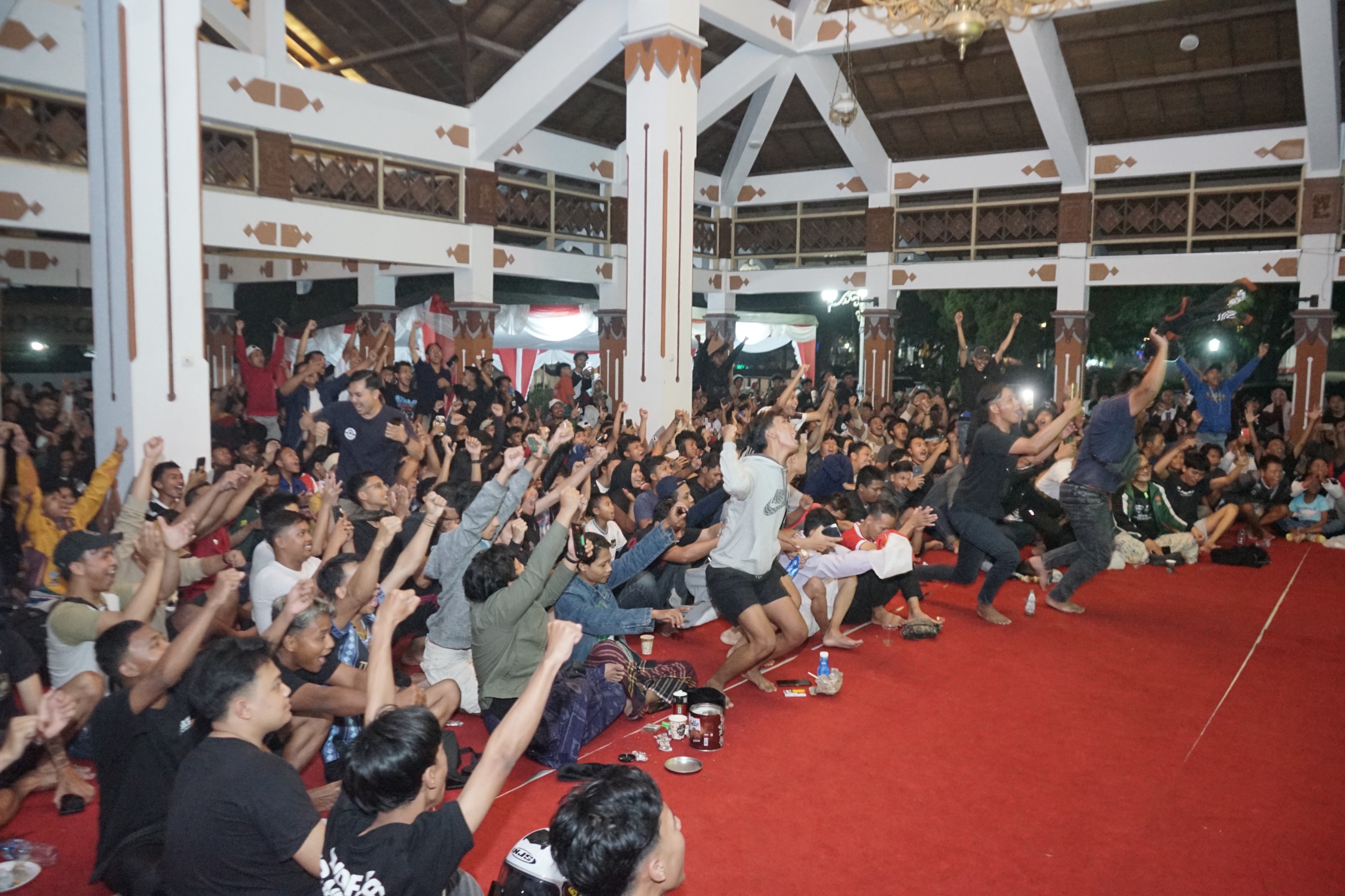 Nobar Timnas Indonesia vs Bahrain di Pendopo Rumah Dinas Bupati Magelang Berlangsung Meriah
