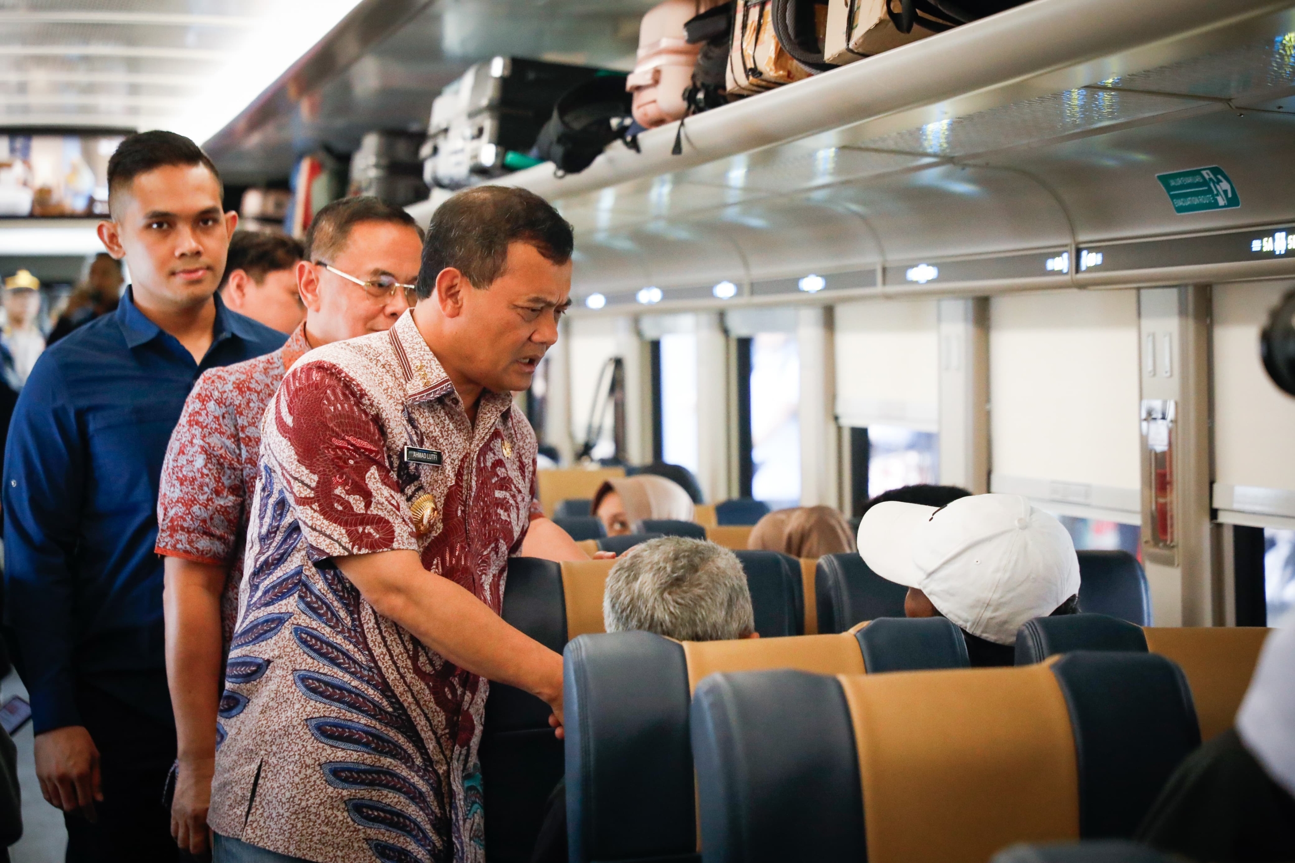 Dari Stasiun Pasar Senen Jakarta, Ahmad Luthfi Kembali Lepas Ribuan Orang Mudik Gratis