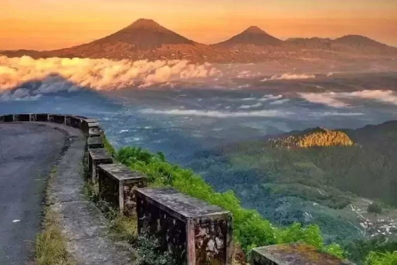 Misteri Mitos Gunung Telomoyo Magelang