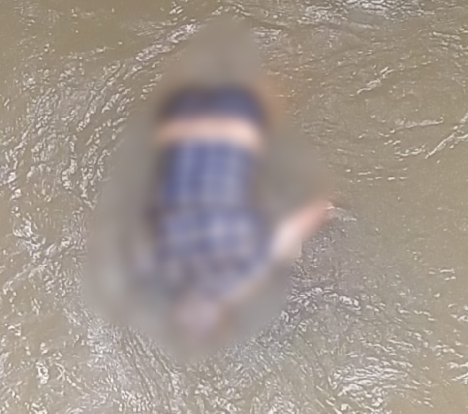 mayat teraupung di aliran sungai Gandu Pucang Secang
