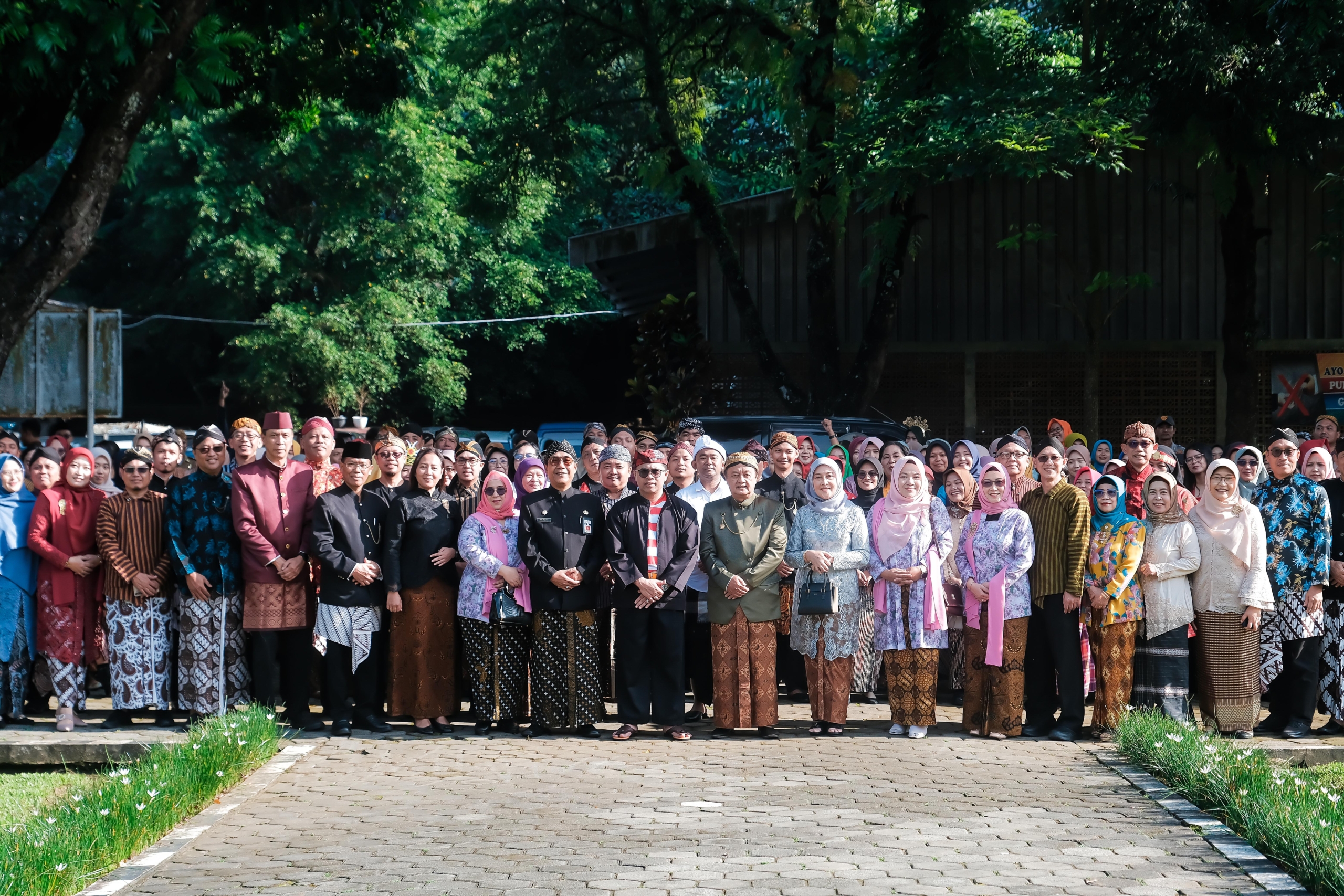 Peringati Hari Kartini, ASN Kota Magelang Kenakan Pakaian Adat