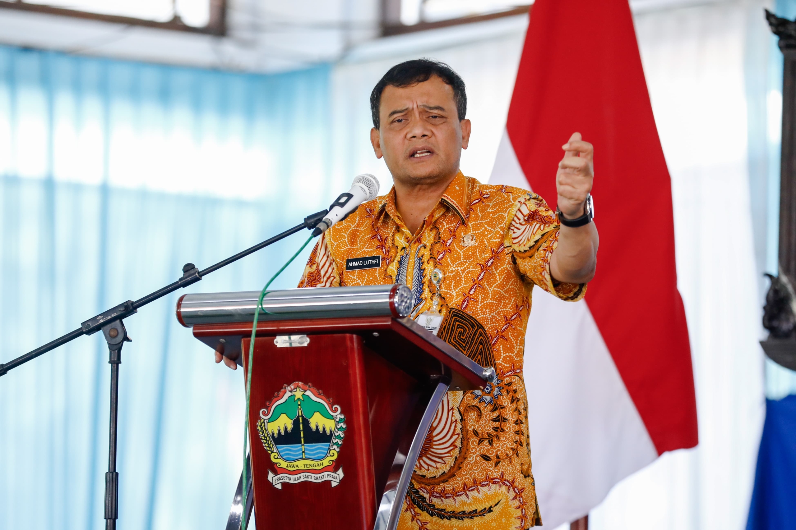 Ahmad Luthfi Berhasil Kembalikan Status Bandara Ahmad Yani jadi Internasional