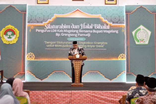 KH. Modrik Santoso, Ketua DPD LDII Kabupaten Magelang sekaligus Pengasuh Ponpes Sabilul Mutaqin Sawangan saat memberikan sambutan