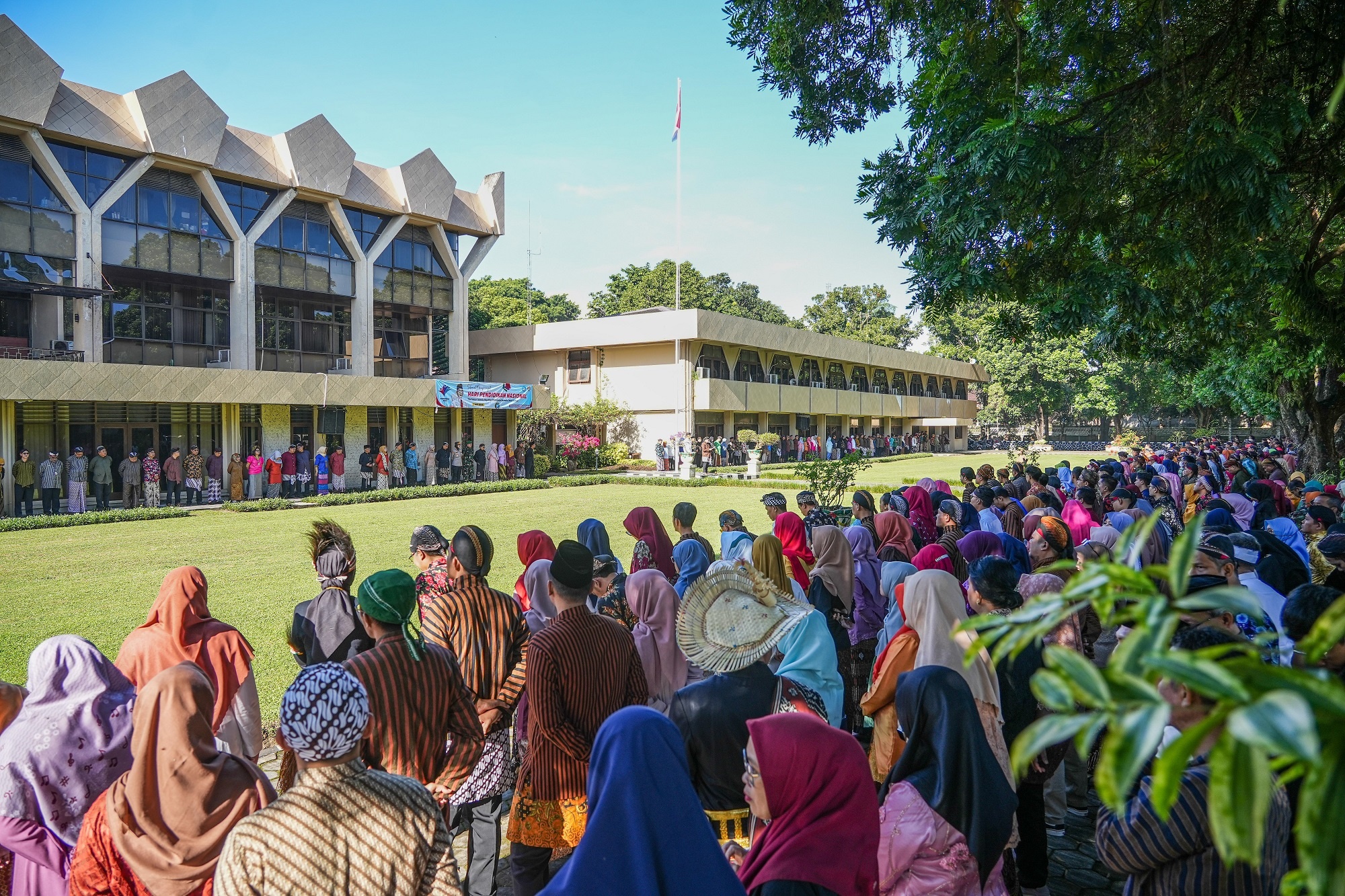 SPM Pendidikan Kota Magelang Capai Predikat Tuntas Utama, Raih Penghargaan dari BBPMP Jateng