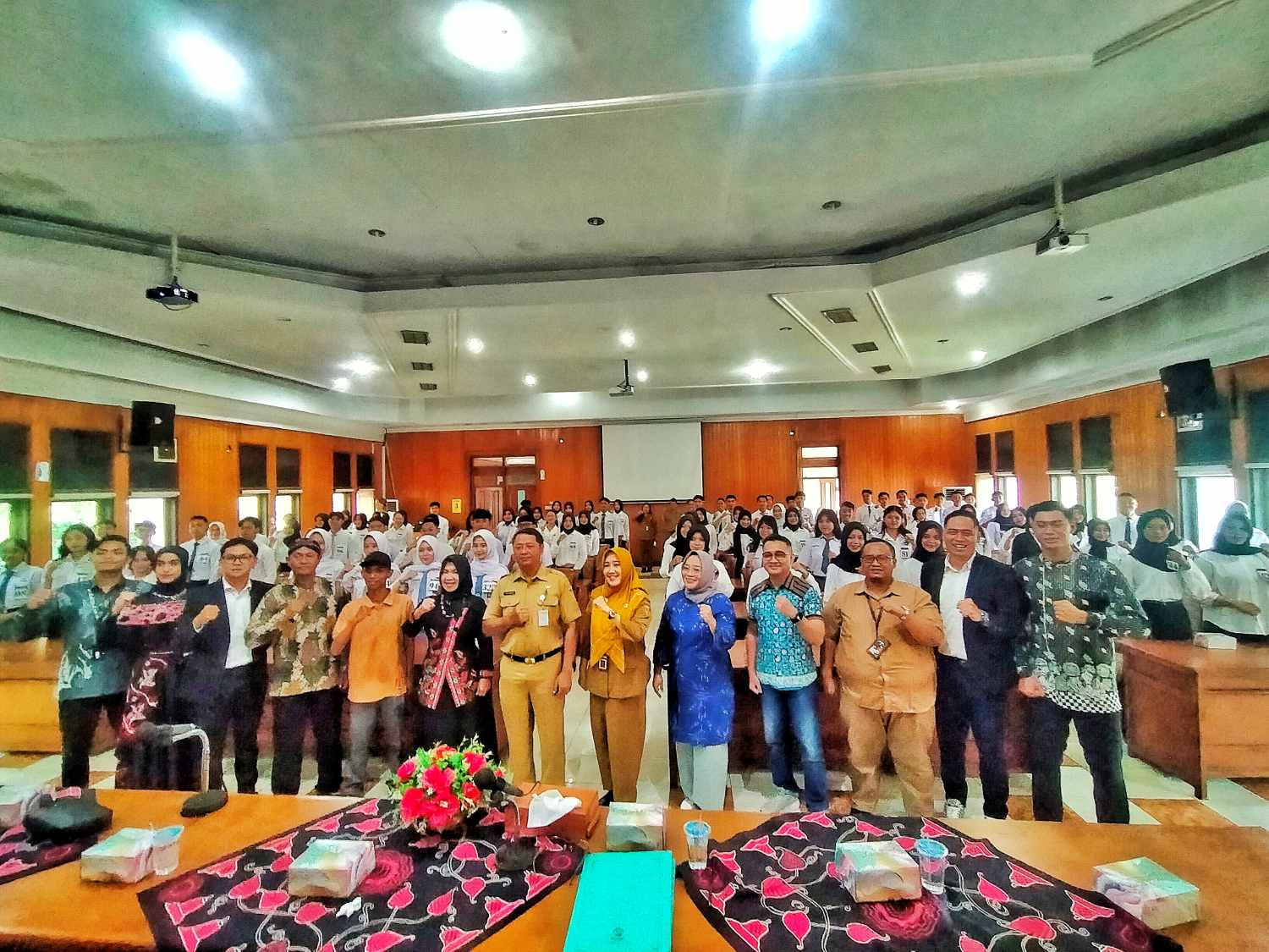 Finalis Mas dan Mbak Duta Wisata Kabupaten Magelang 2025 .jpg