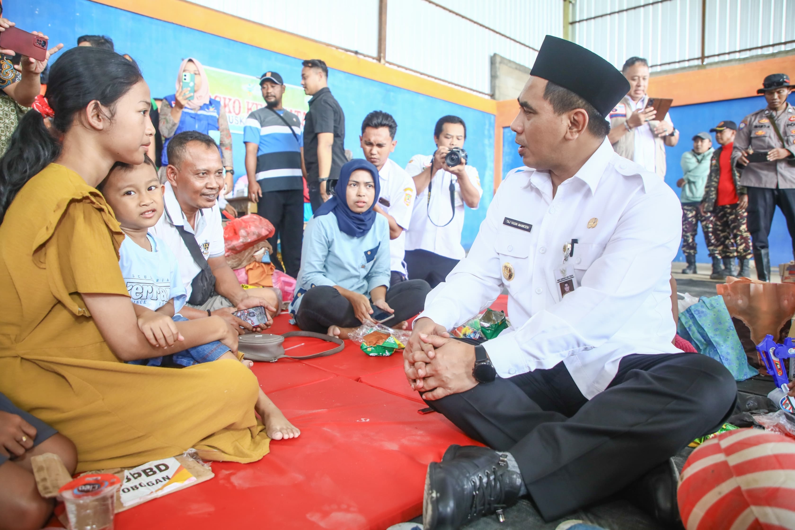 Tinjau Banjir Grobogan, Taj Yasin Salurkan Bantuan Senilai Rp253 Juta