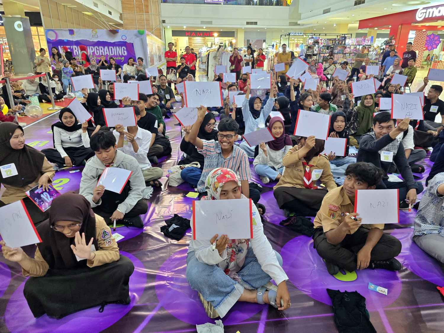 lomba Petualangan Menuju Ranking 1 di Artos Mall rangka Hardiknas 2025