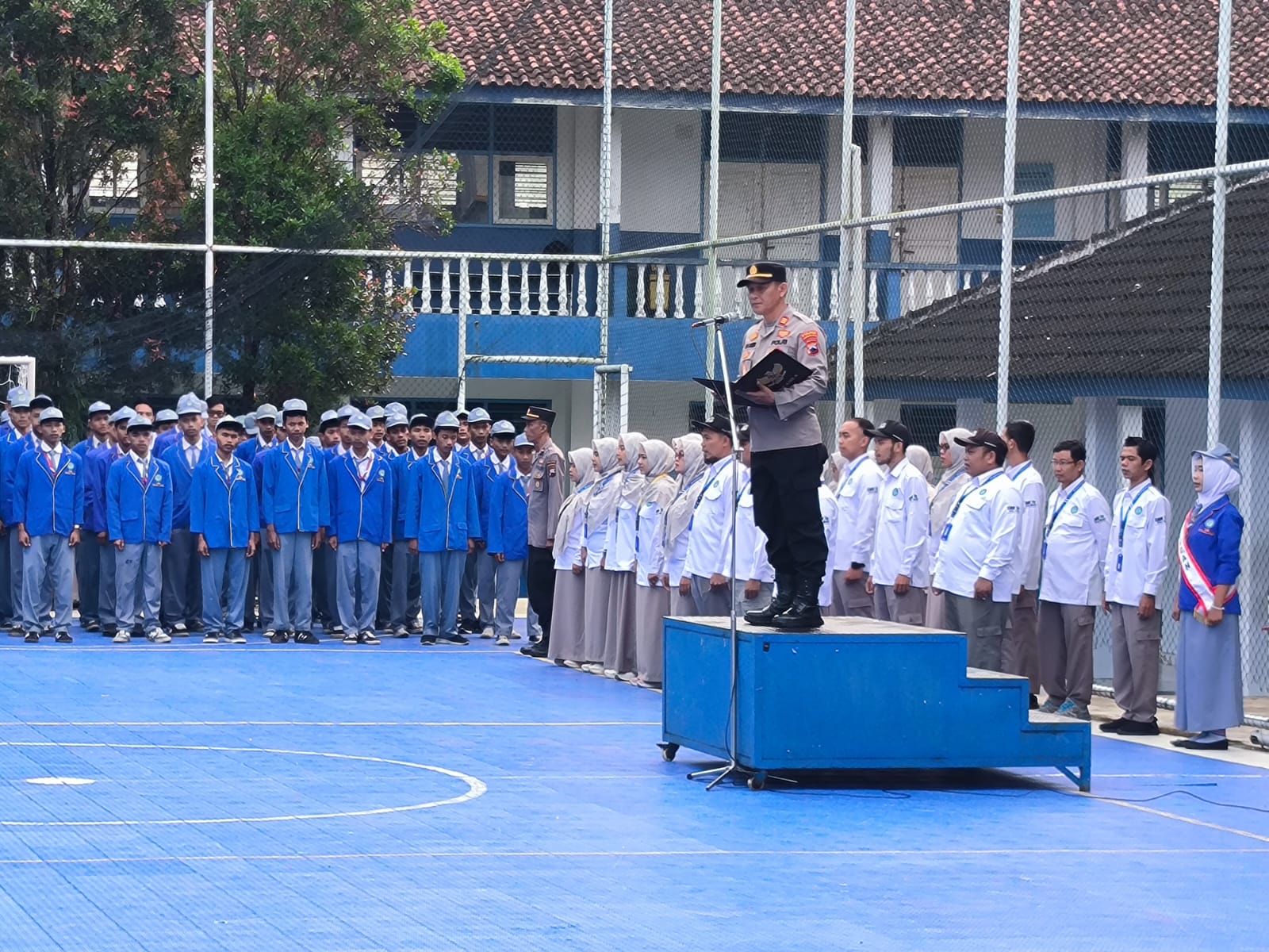 Polisi Ajak Siswa SMK Muhammadiyah Bandongan Magelang Jauhi Kenakalan Remaja