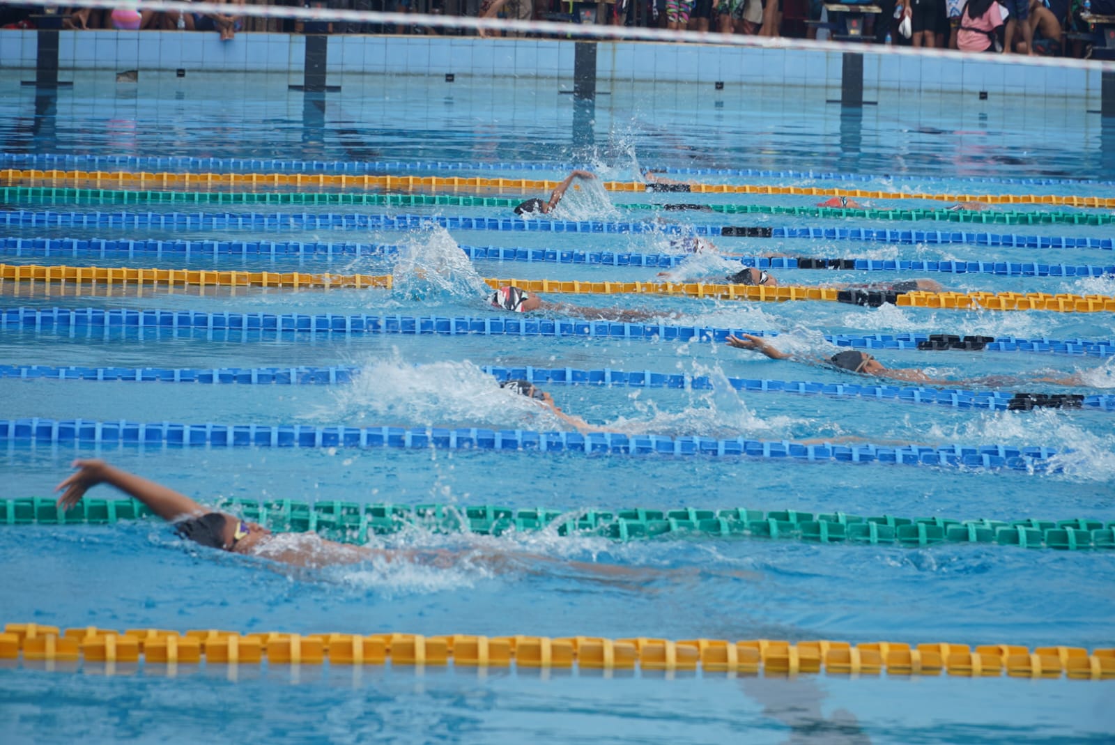 Ratusan Peserta Ikuti Kejuaraan Renang Pemula Piala Kapolres Magelang Kota 2025