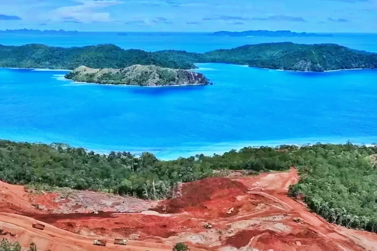 Tambang Nikel di Raja Empat Papua