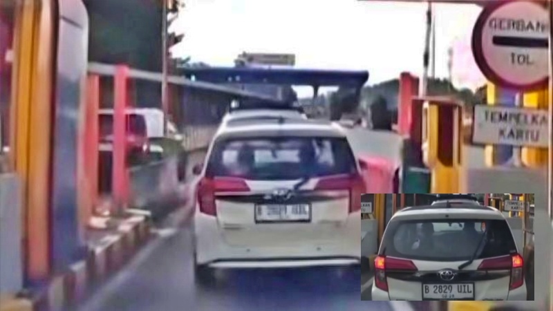 tangkapan layar video Mobil Menerobos Dua Gerbang Tol di Depok Tanpa Bayar