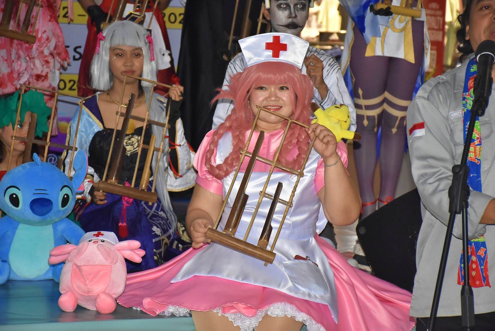 COSPLAY MERIAHKAN AKHIR PEKAN ARTOS MALL, KOLABORASI BUDAYA JADI SOROTAN PENGUNJUNG