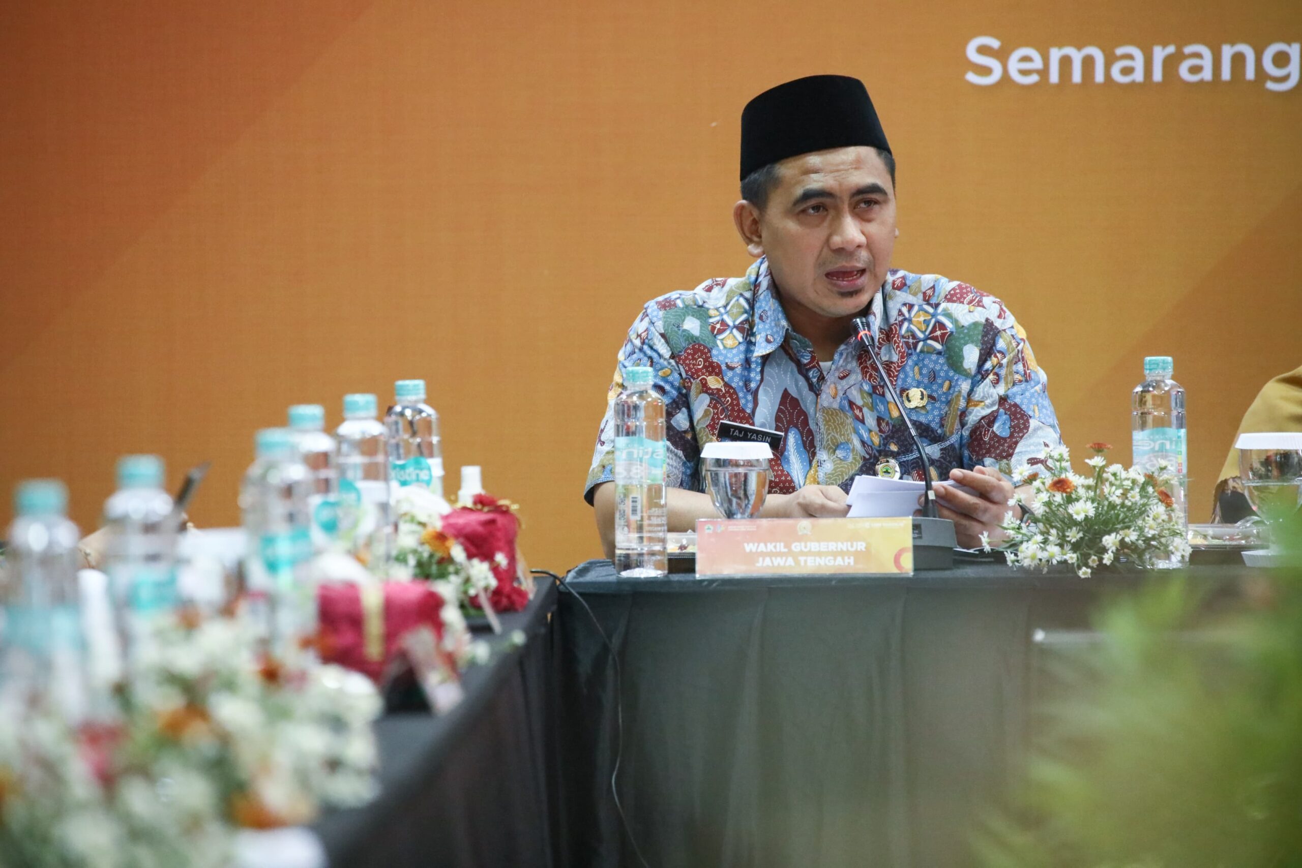 Taj Yasin Upayakan Fasilitas Perpustakaan Masuk ke Desa