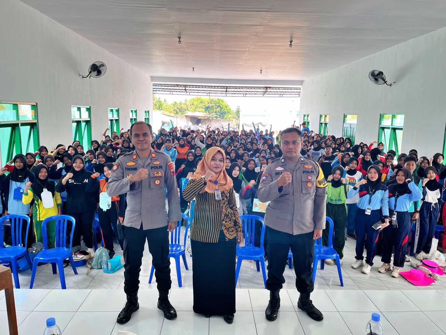 Pembinaan pelajar dalam rangka Masa Pengenalan Lingkungan Sekolah oleh Polsek Muntilan