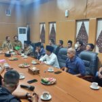 Audiensi warga Desa Wonogiri Kajoran dengan Bupati Magelang membahas desakan pemberhentian Kades Junarsih