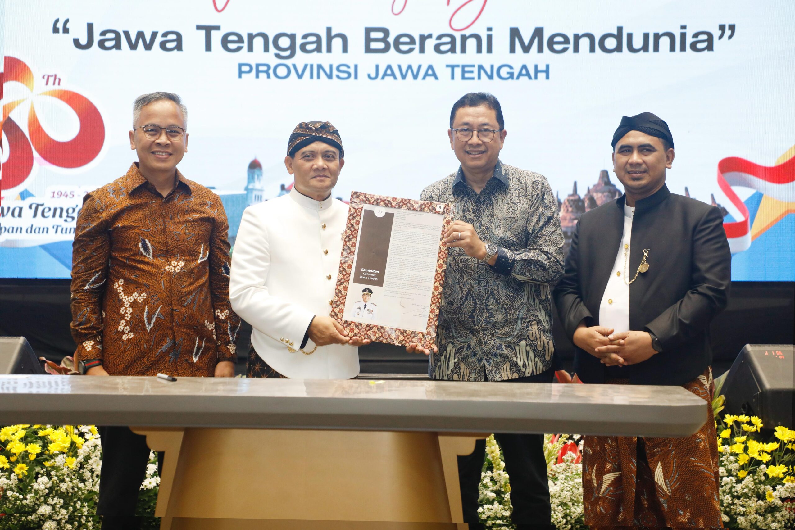 Melalui Buku Jawa Tengah Berani Mendunia, Strategi Ekspor Baru Diluncurkan di Hari Jadi ke-80 Jateng