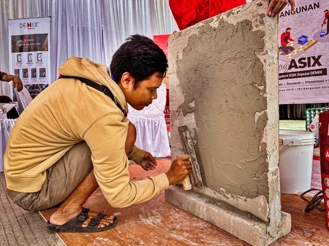 Pelatihan Konstruksi di Banten: Demix & IKI Bangunan Bongkar Rahasia Bangunan Kuat dan Anti Bocor!