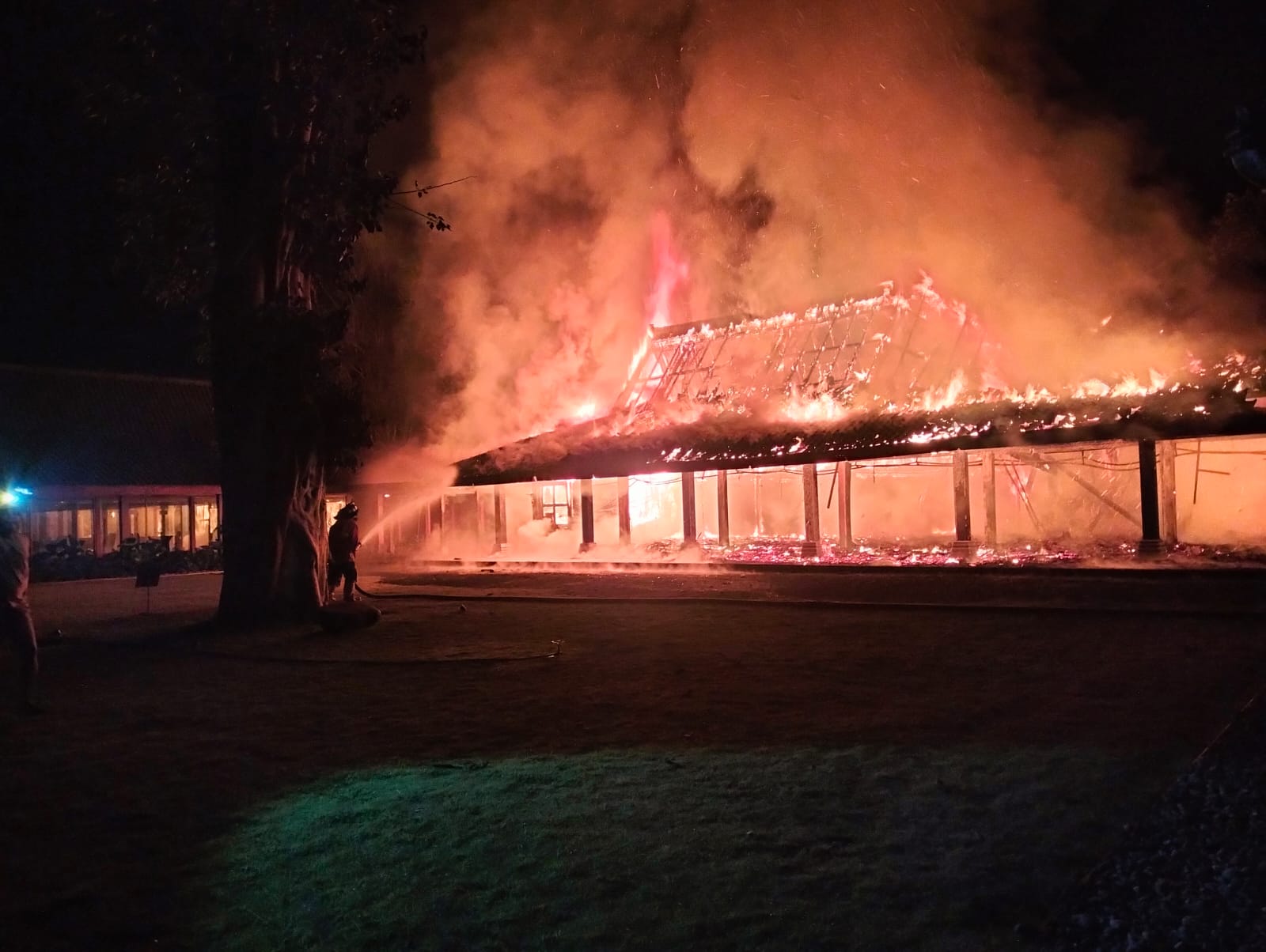 Kebakaran Manohara Hotel Borobudur