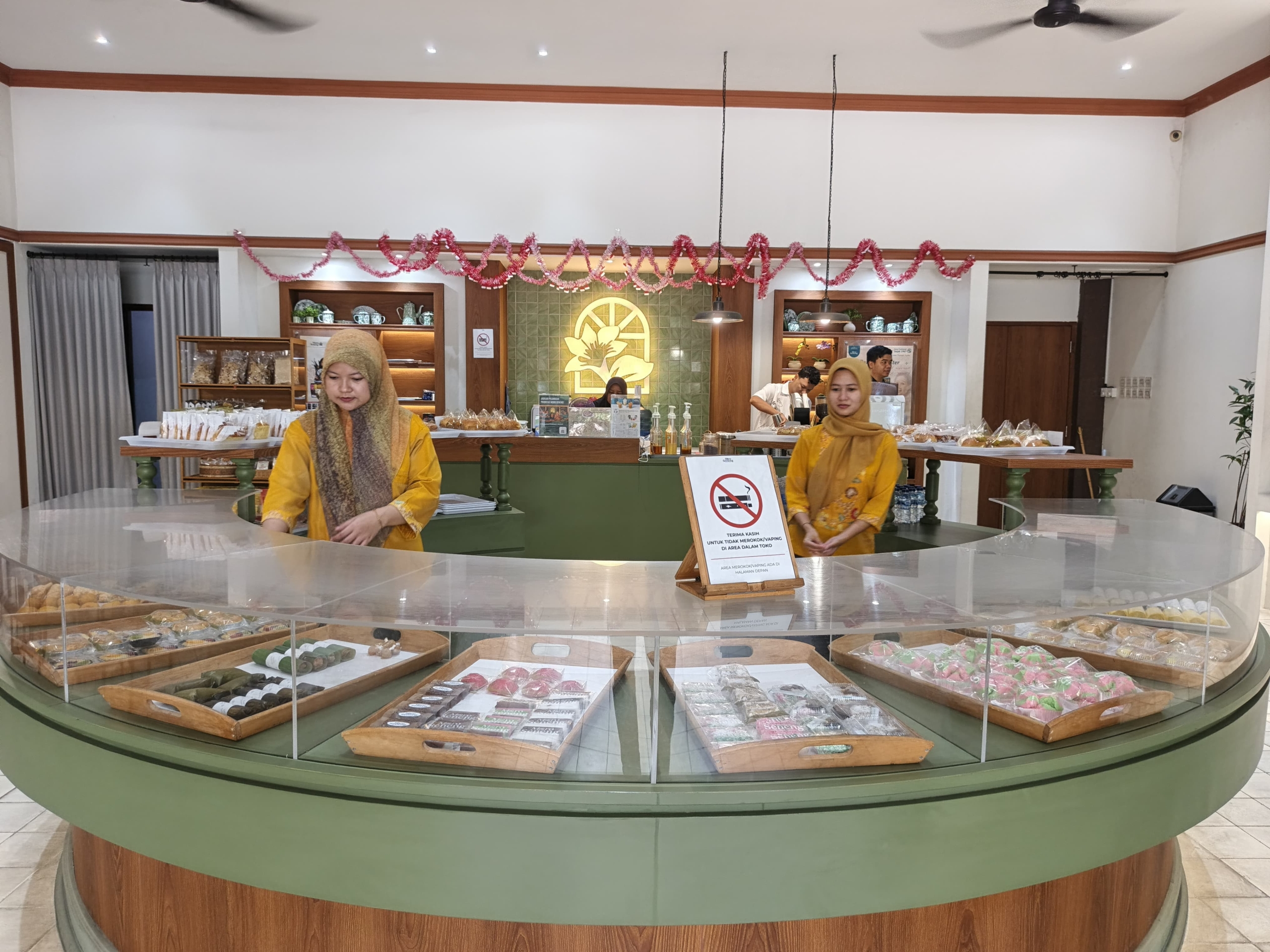 Moro Seneng Muntilan Magelang, Sediakan Aneka Jajanan Pasar dan Kue Tradisional dengan Kualitas Premium