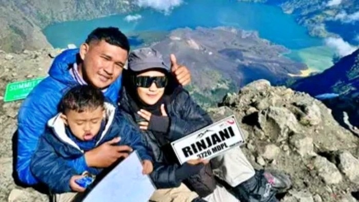 Muhammad Wafiq, balita usia tiga tahun viral di medsos karena melakukan pendakian ke puncak Gunung Rinjani, Dok. Muhammad Yazid, ayah dari Wafiq