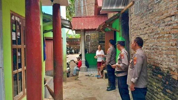 Polisi datangi TKP dimana Pemuda Magelang Ditangkap Usai Raba Paha Gadis Bantul yang Tengah Tidur!