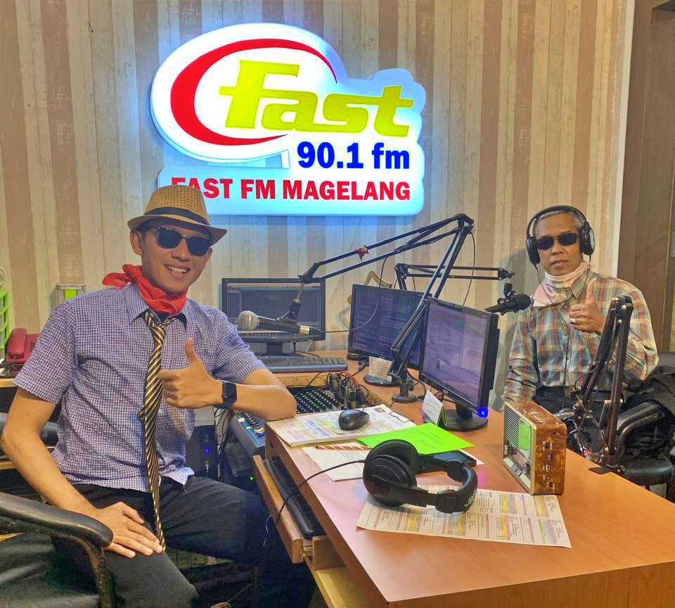 Tema Jadulan Rayakat HUT Fast FM Radio Magelang