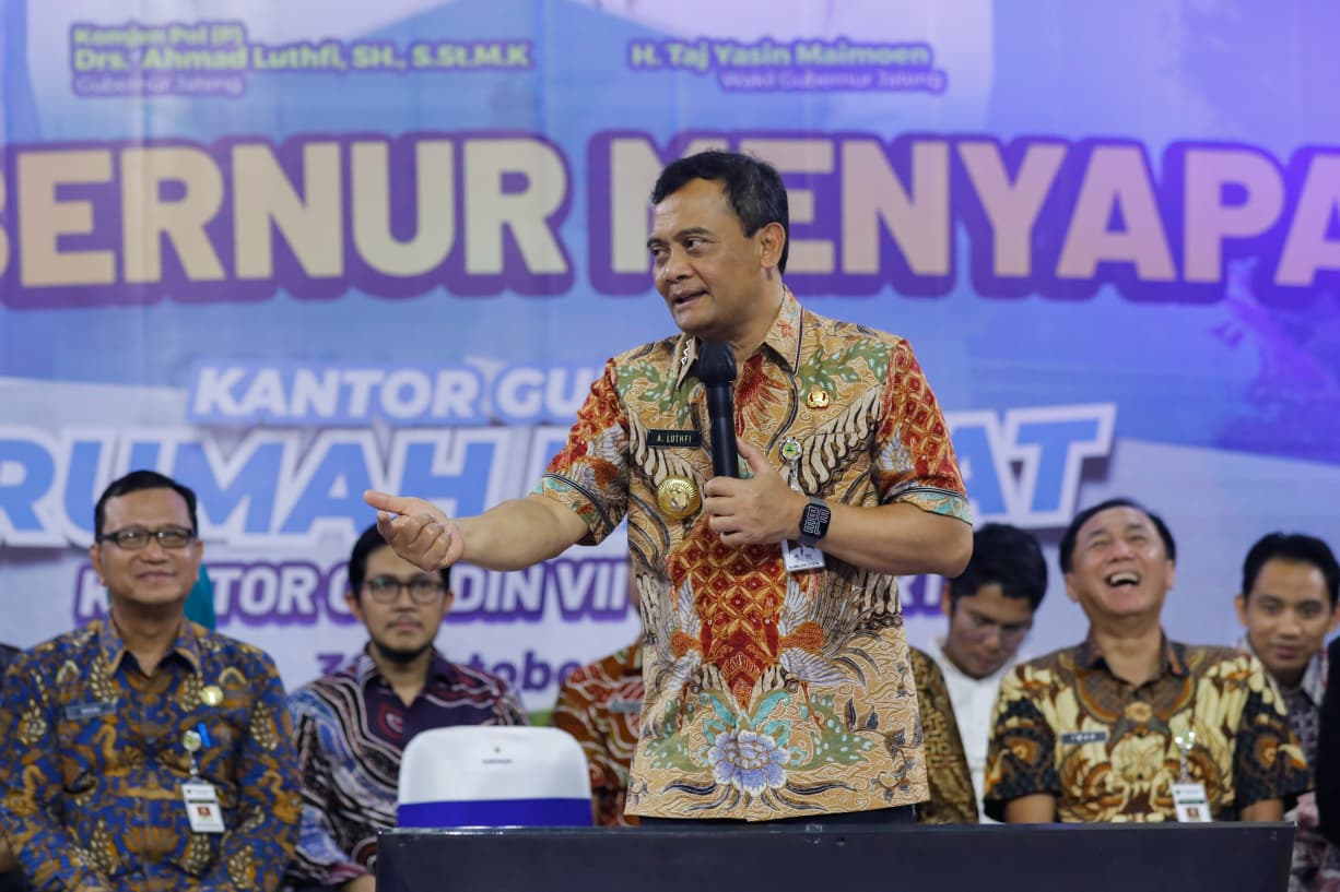 Gubernur Jateng Luncurkan Rumah Rakyat di 3 Daerah, Apapun Bisa Dilaporkan