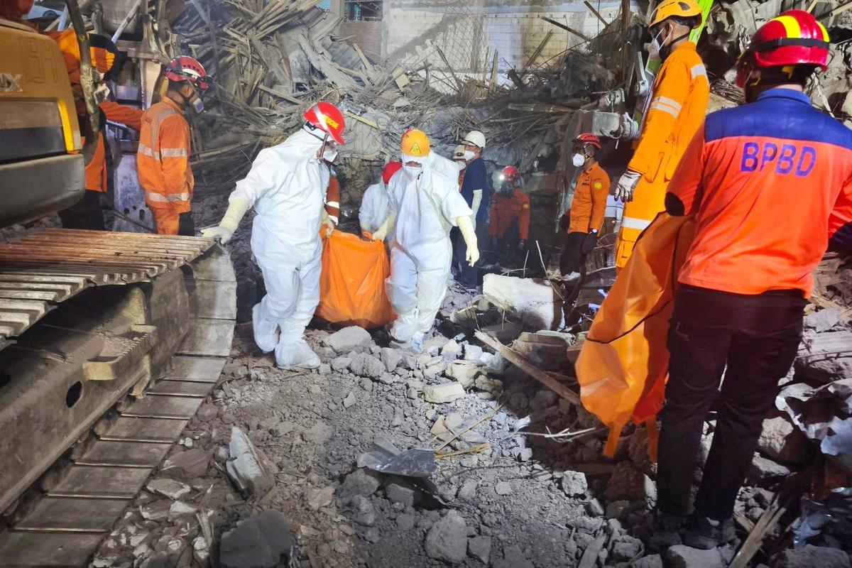 Tragedi Ponpes Al Khoziny Makan Puluhan Korban Meninggal Dunia