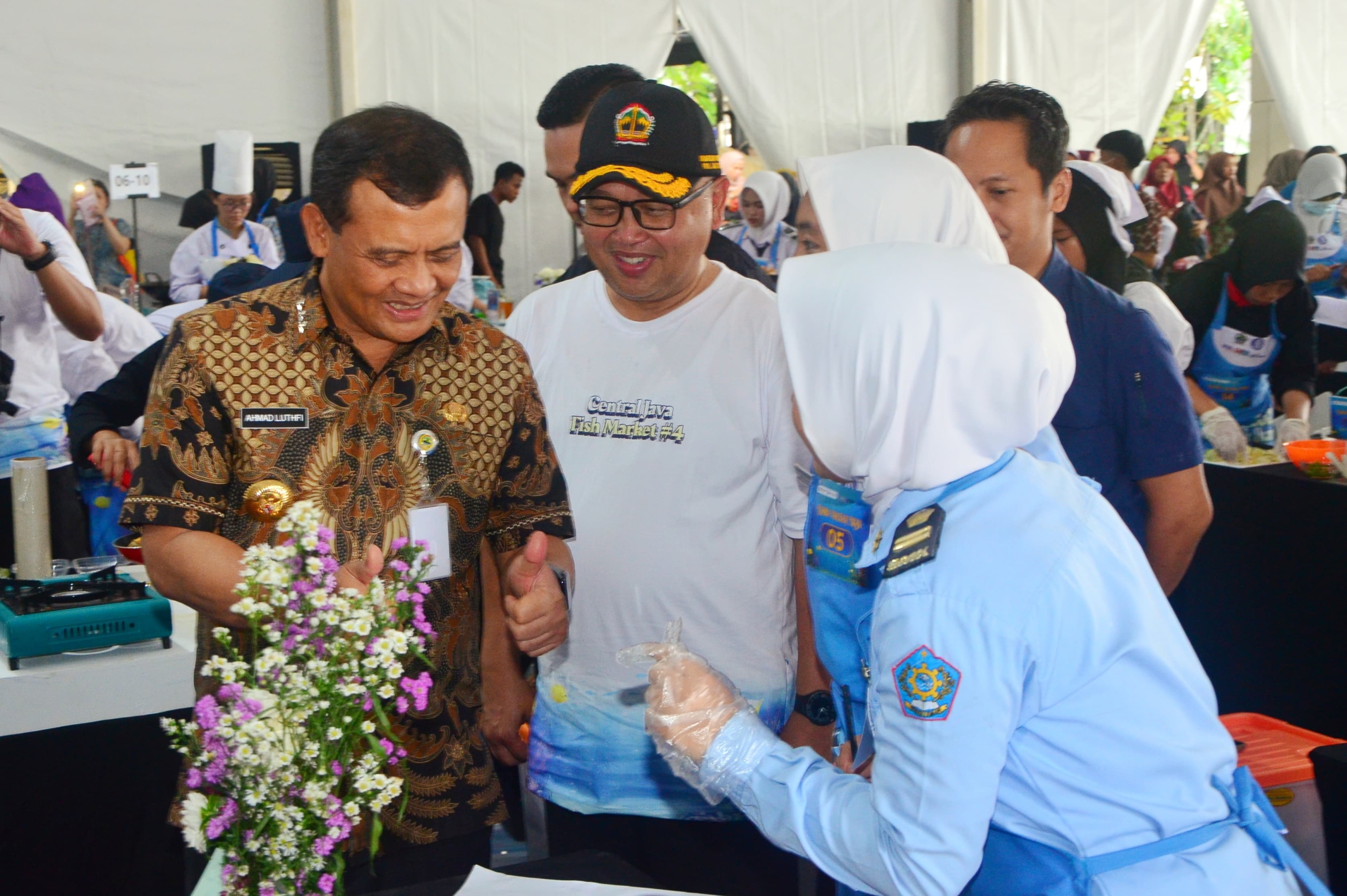 Gerakkan Ekonomi Daerah, Gubernur Ahmad Luthfi Ajak Siswa Jateng Gemar Makan Ikan