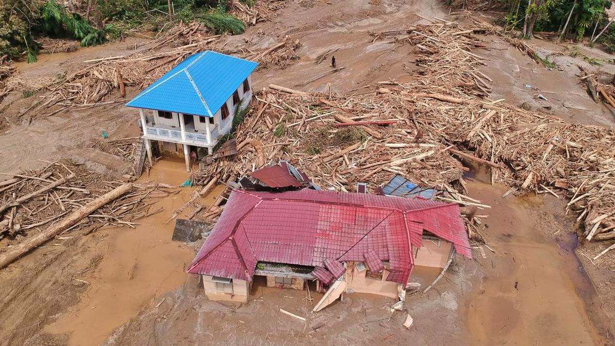 Mencekam di Medsos, Banjir Longsor Sumatra Belum Jadi Bencana Nasional