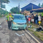 Petugas Satlantas Polresta Magelang saat olah TKP di Kecelakaan Adu Banteng Kembanglimus Borobudur