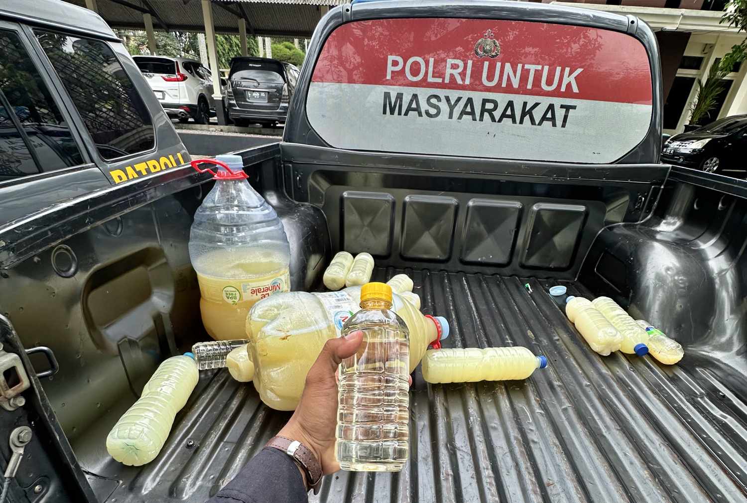 Polsek Muntilan Razia Miras Ilegal