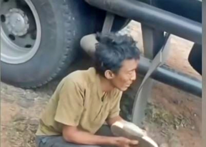 Viral Pria Magelang Nekat Masuk Kolong Truk ke Lampung, Alasannya Bikin Pilu