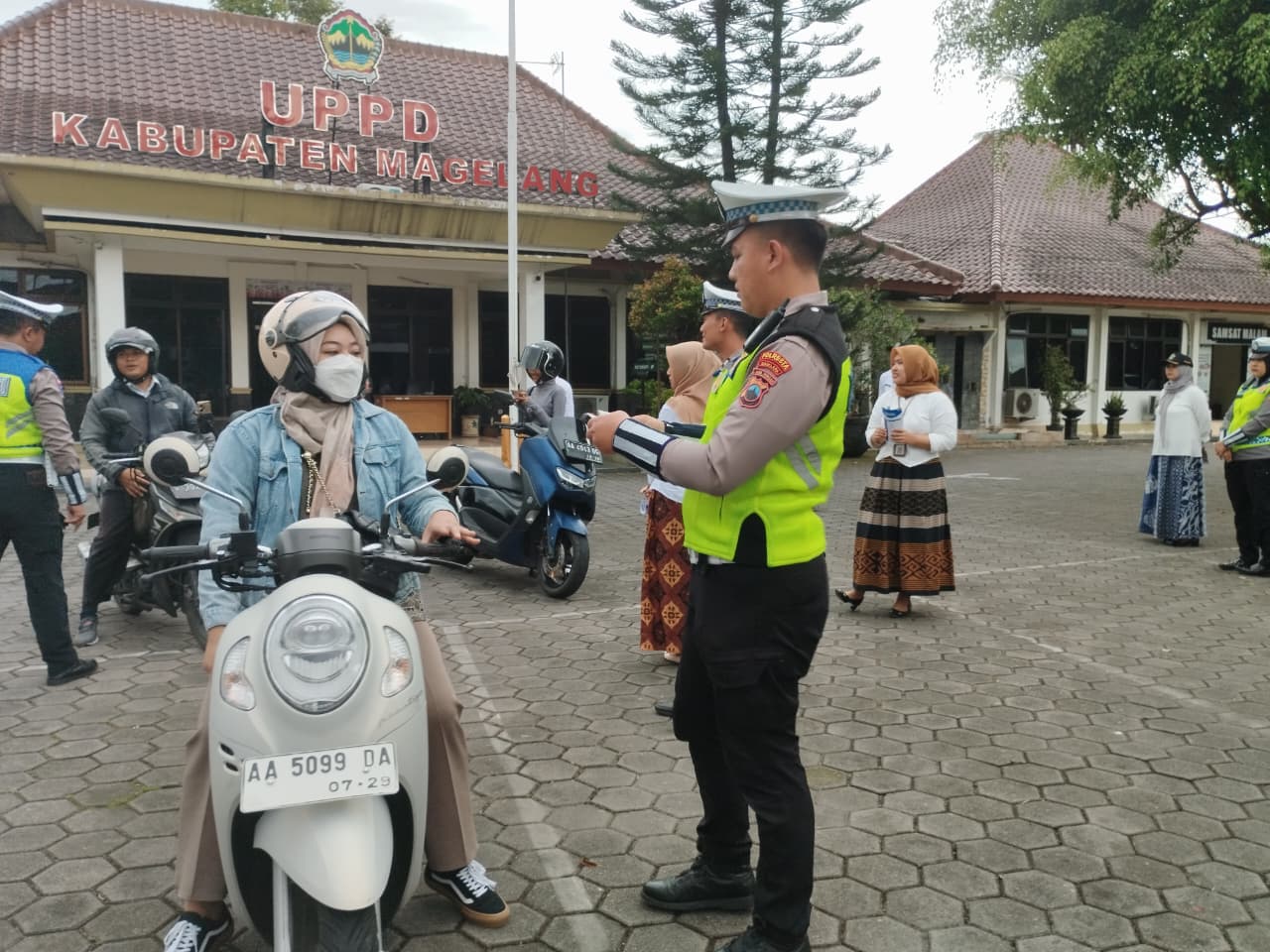 Operasi Zebra Candi 2025 Oleh Tim Gabungan Satlantas Polresta Magelang, Samsat Mungkid dan Jasa Raharja