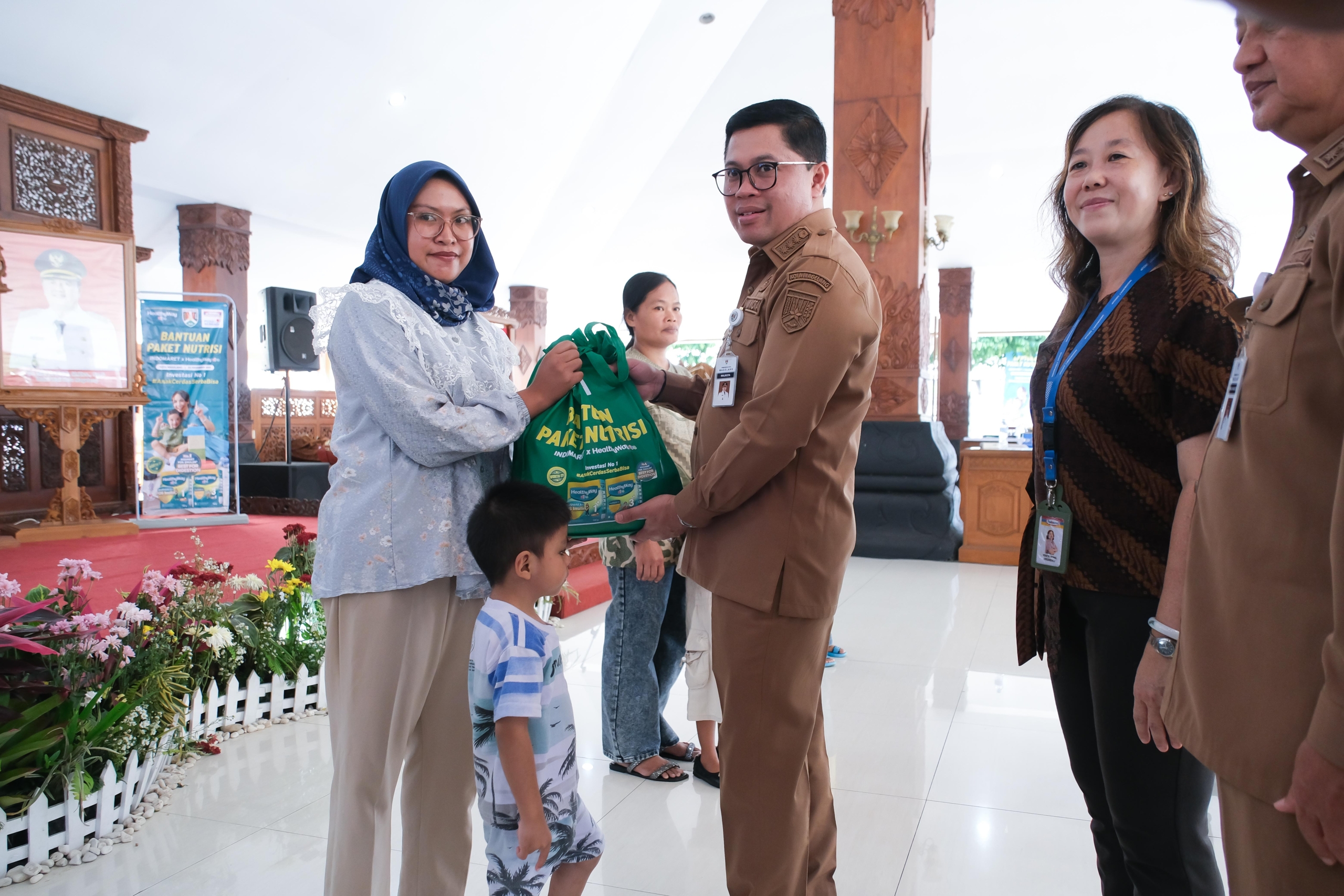 Ratusan Balita di Kota Magelang Terima Paket Nutrisi dari Indomaret