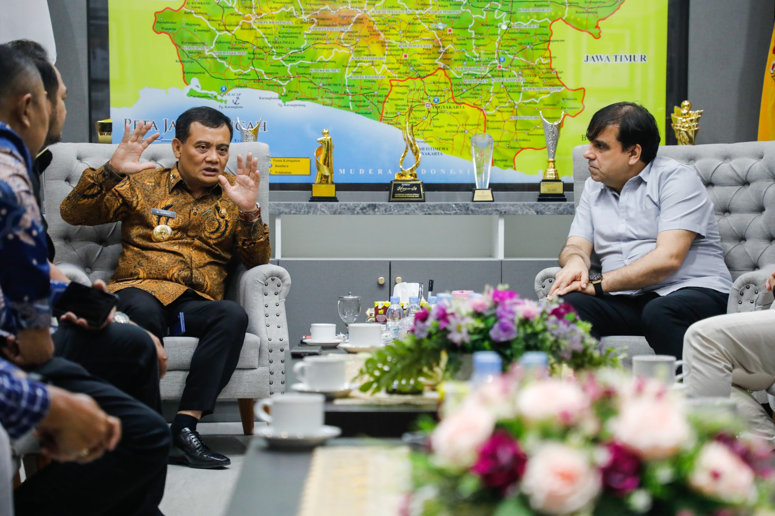 Iklim Investasi Kian Terbuka, Investor Asal Dubai Bakal Bangun Pabrik Urea di Jawa Tengah