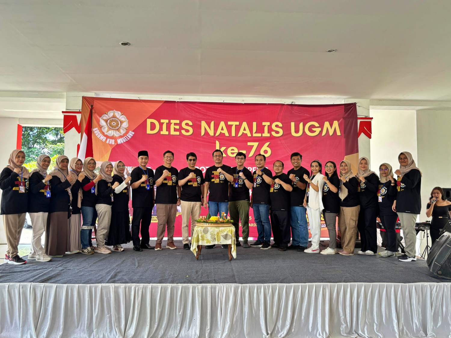 Rayakan Dies Natalis UGM ke-76, Kagama Magelang Gelar Bakti Sosial dan Senam Sehat Bersama Warga. Bupati Magelang Turut Hadir