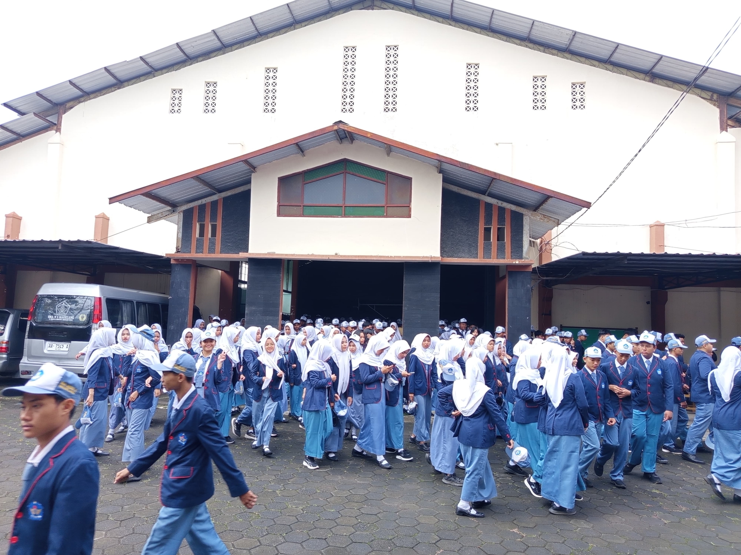 Pendaki Asal Magelang Hilang di Gunung Slamet, SMAN 5 Gelar Doa Bersama