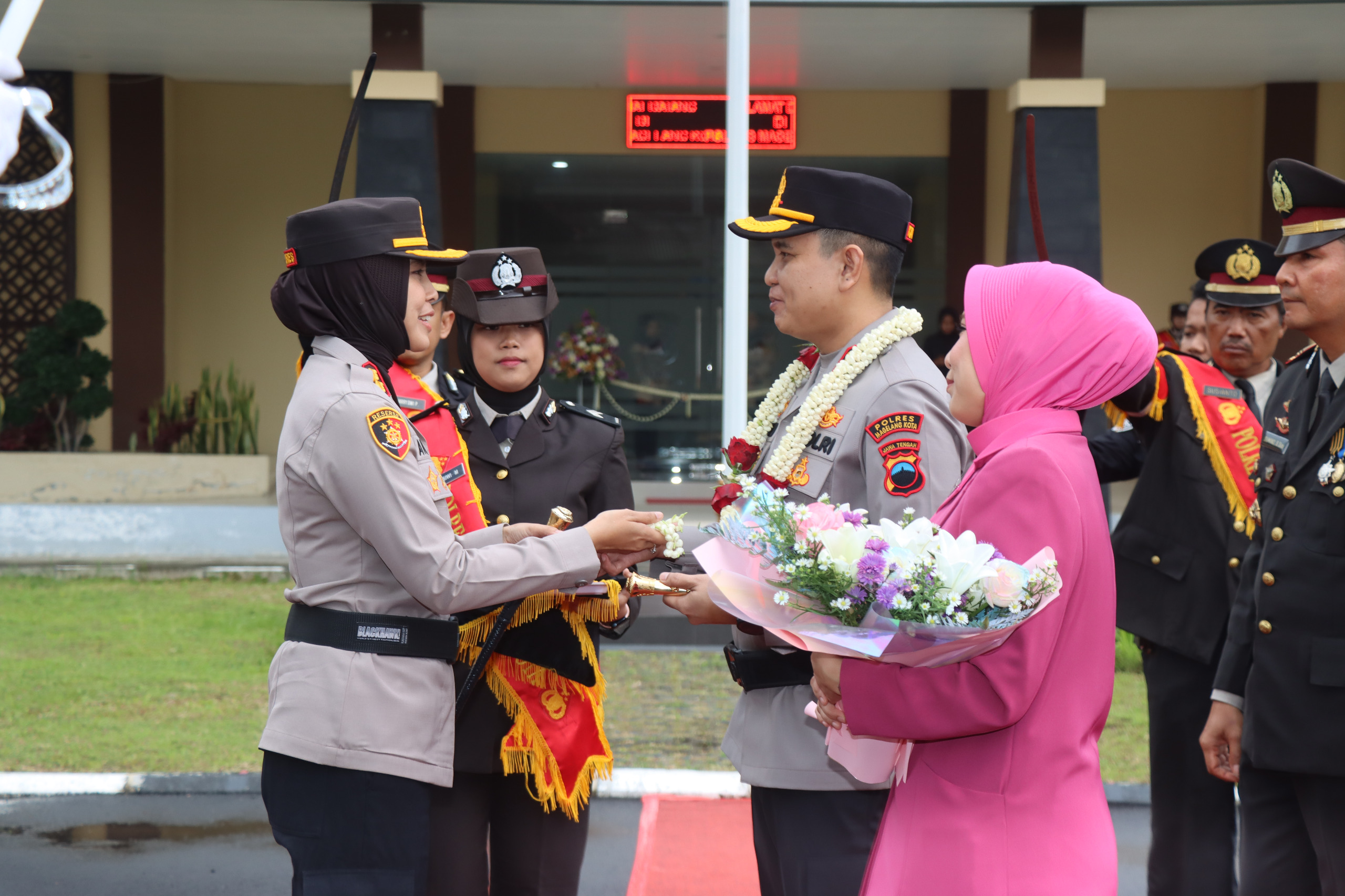 Pisah Sambut Kapolres Magelang Kota, AKBP Dikri Olfandi Gantikan AKBP Anita Indah Setyaningrum